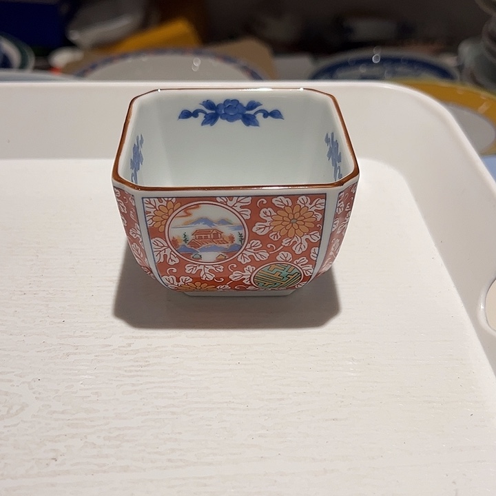 圆***～瓷四方复古小碗一个