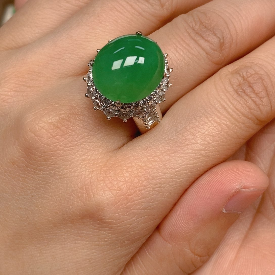 翡翠戒指未镶嵌小*妹翡翠