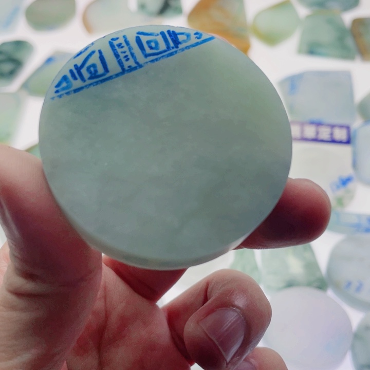 定制翡翠未镶嵌定制