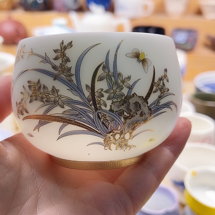 主人主人把它赫哲人和责怪责怪