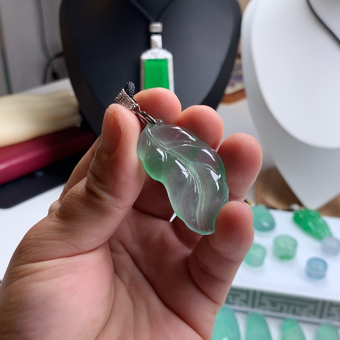 珐琅非金属吊坠叶子
