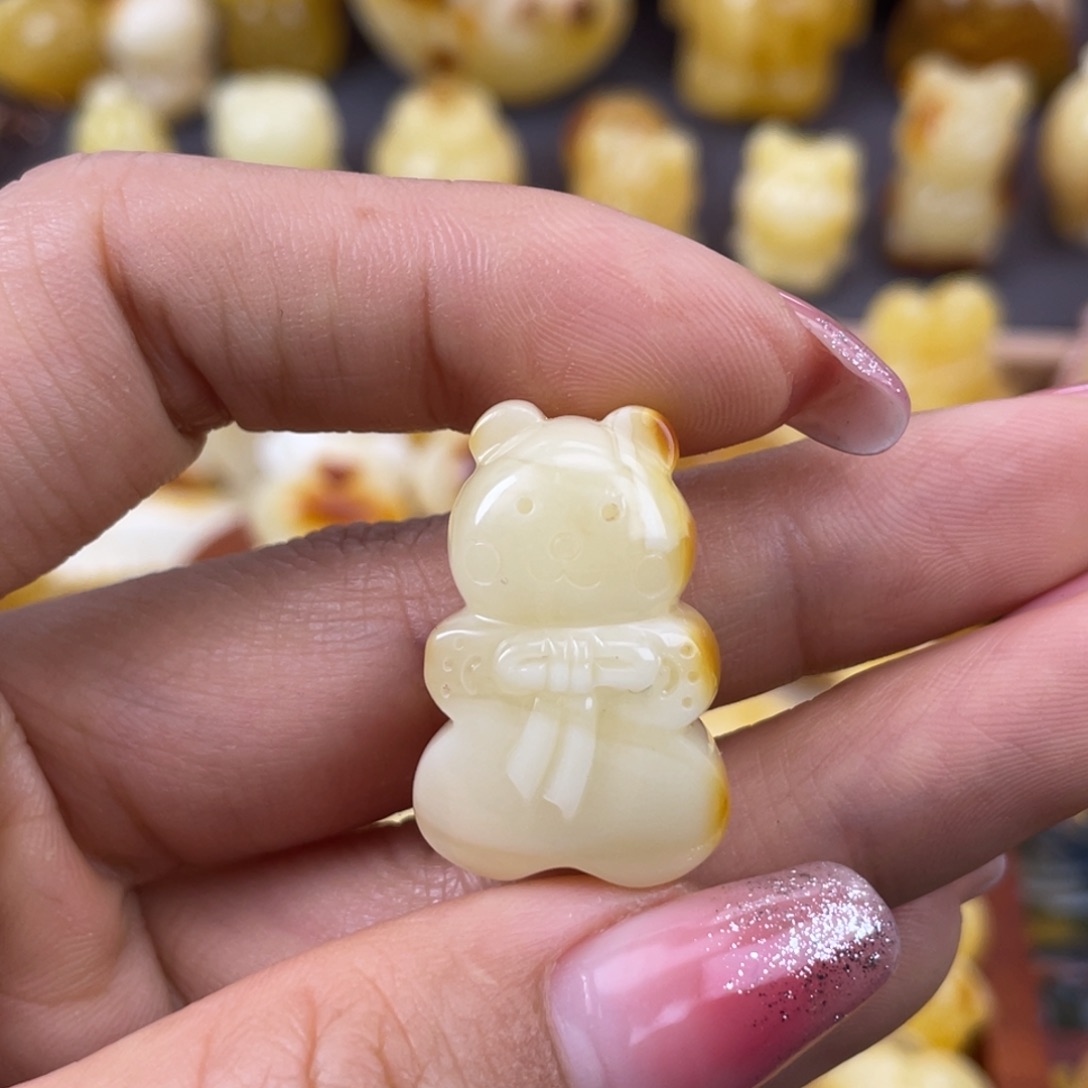 琥珀裸石未镶嵌蜜蜡