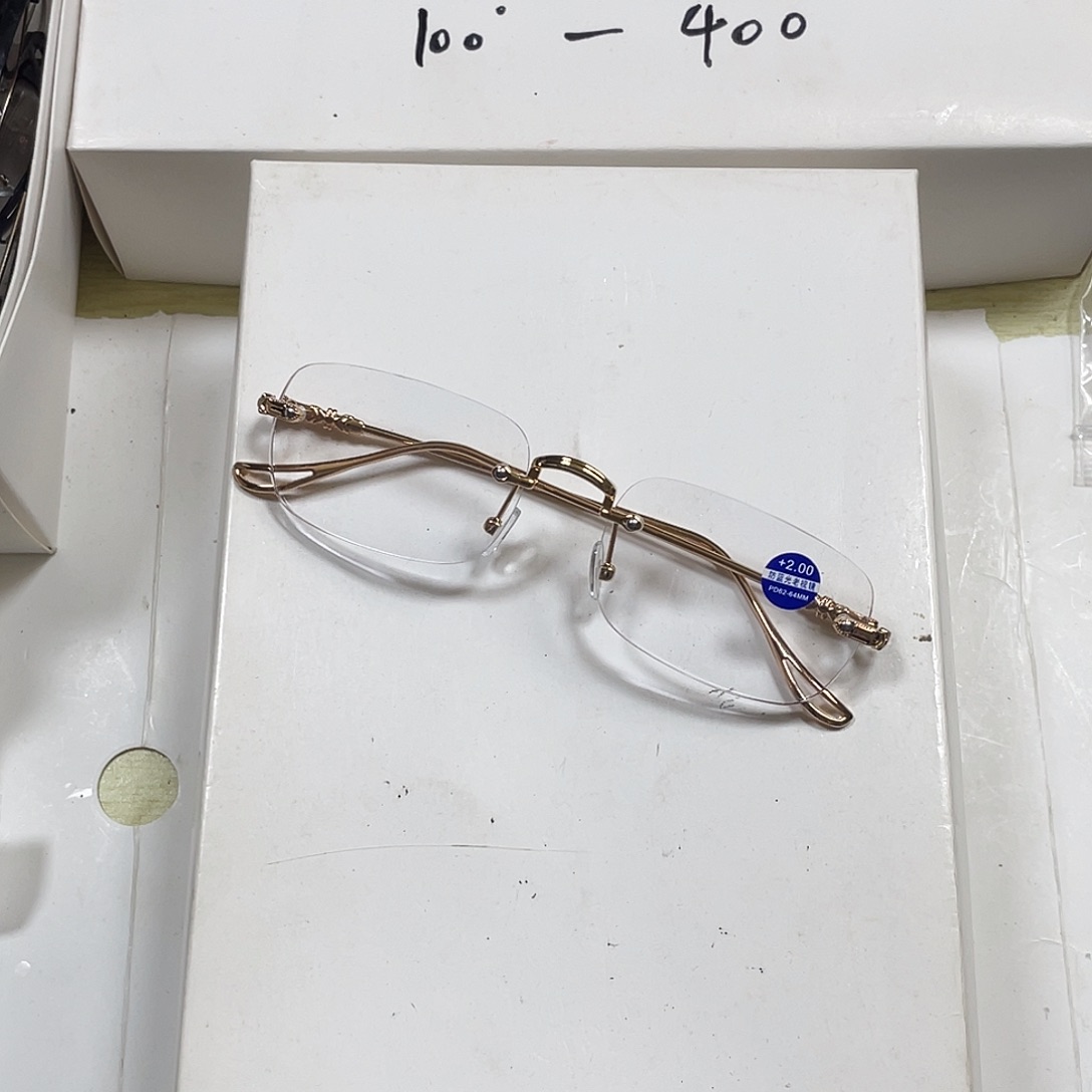 300度金色无框王一博 同款 