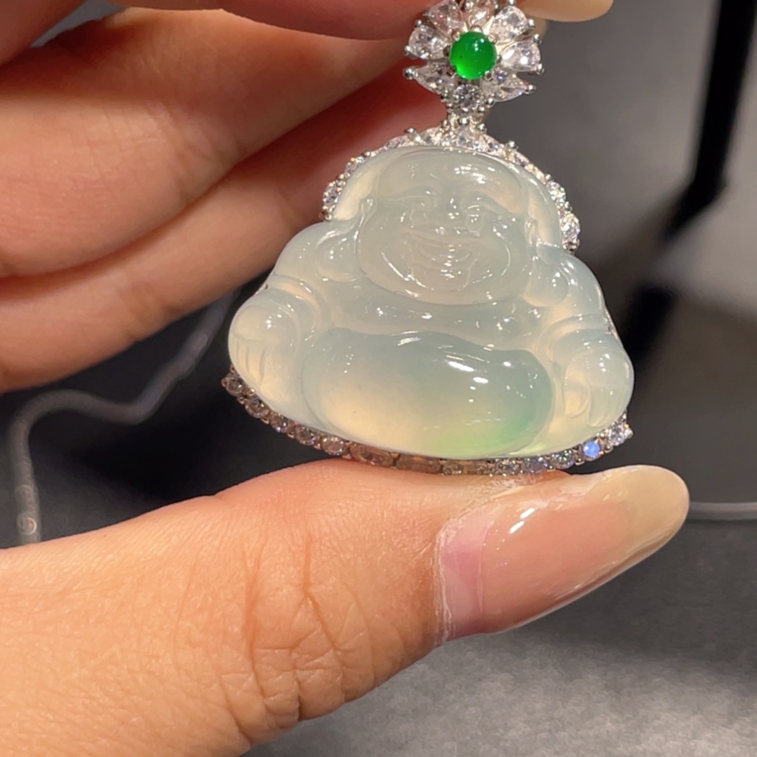 颈饰银S925镶嵌翡翠吊坠