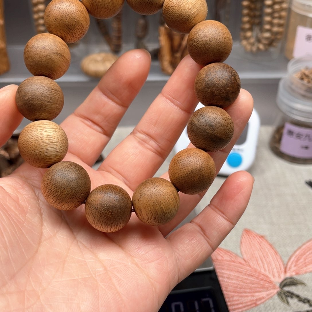 【闪购商品】沉香手串弓****6马泥涝1.6+