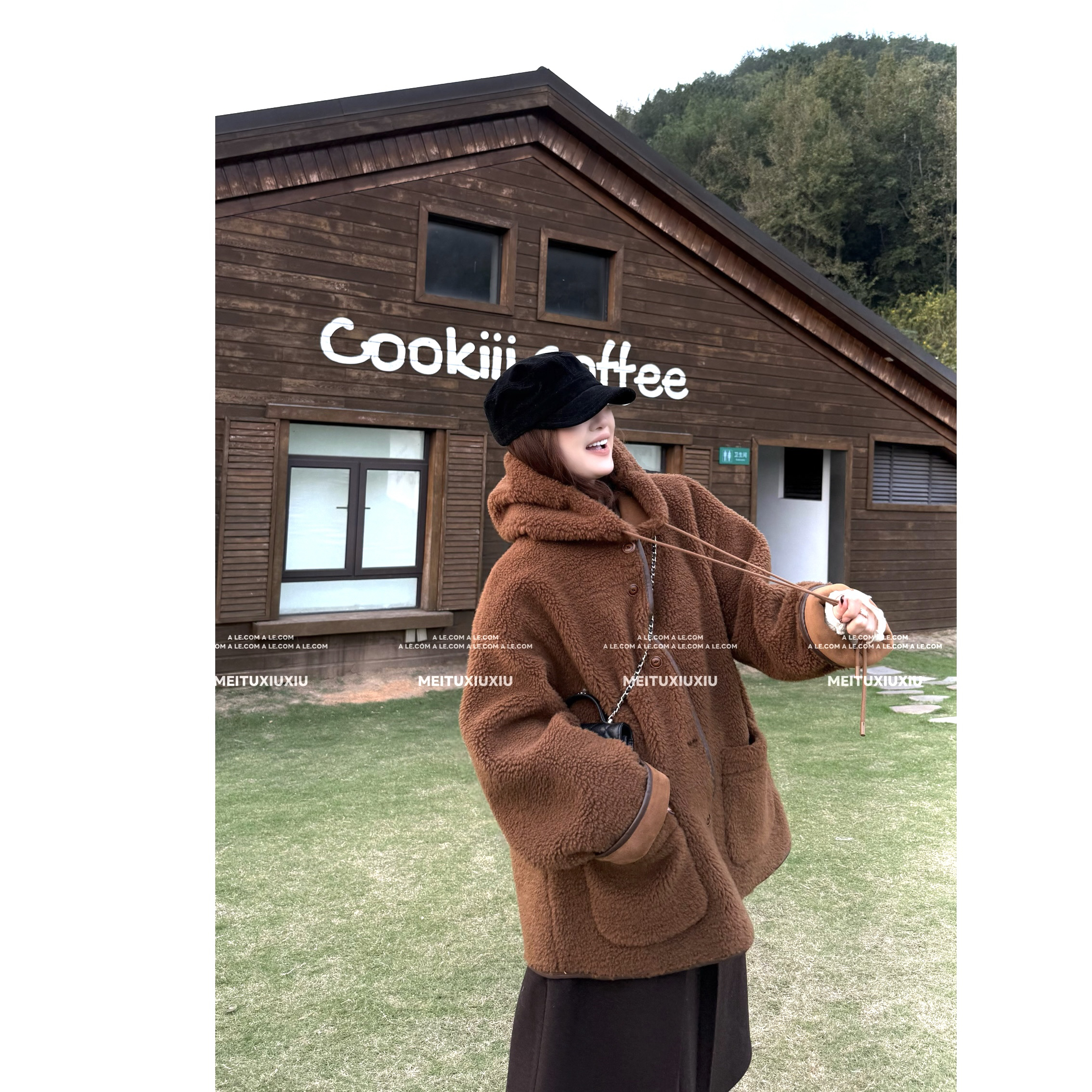 【阿乐家】大码微胖“小棕熊”暖呼呼连帽抽绳皮毛一体外套