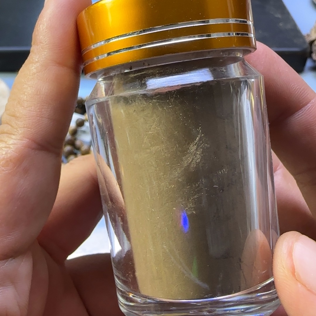 沉香沉香碎屑富森千年碳化红土粉10克