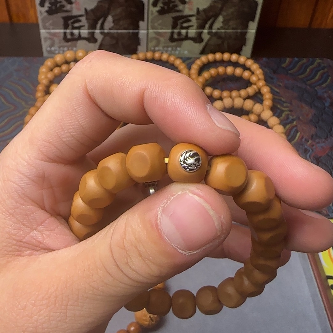 猴头核桃吊坠六方银