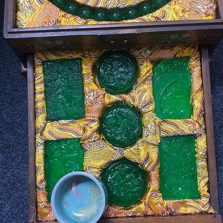 周***清其他大哥你好今天