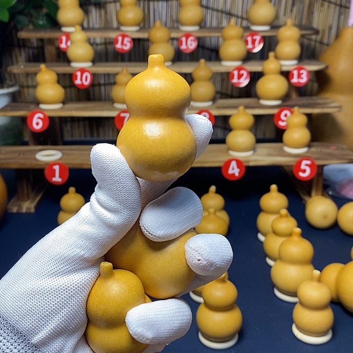 酸***粉大叶紫檀（黑酸枝木类）