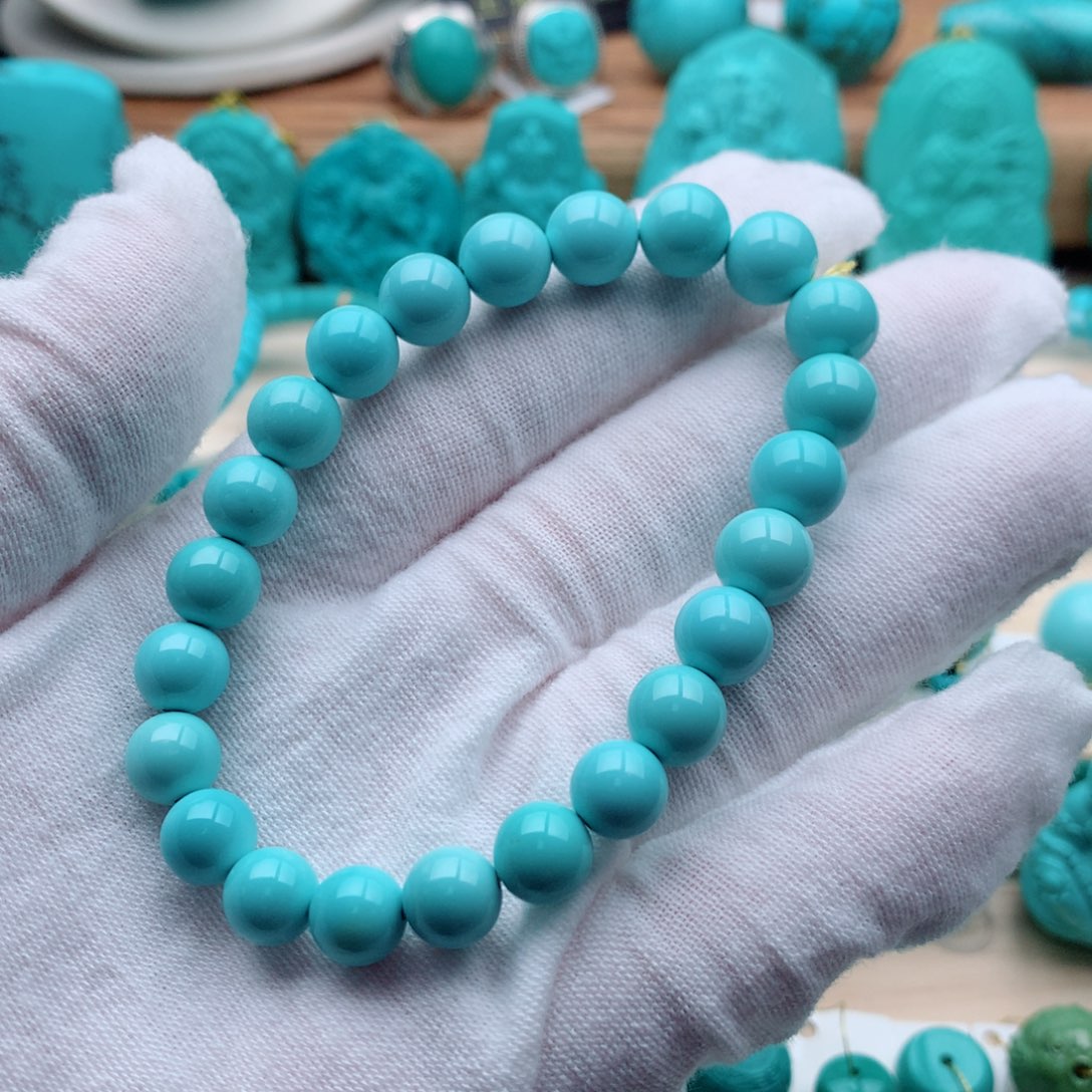 绿松石颈饰未镶嵌