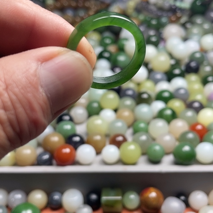 未镶嵌和田玉珠宝奇石承****随