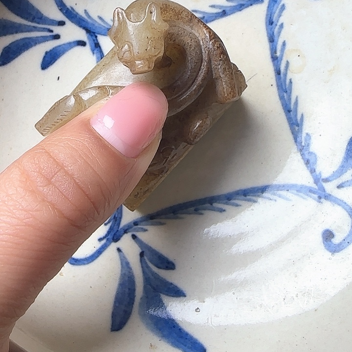 意*直播间等服务项目和娱乐