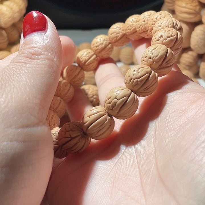 6***i桃核吊坠桃核手串金丹45