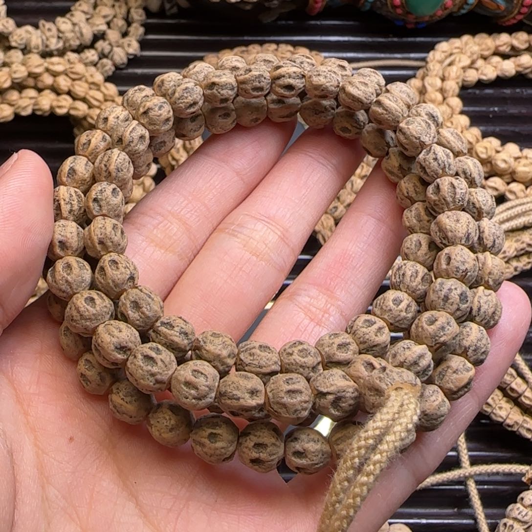 柏香籽/百香籽吊坠潘****铺