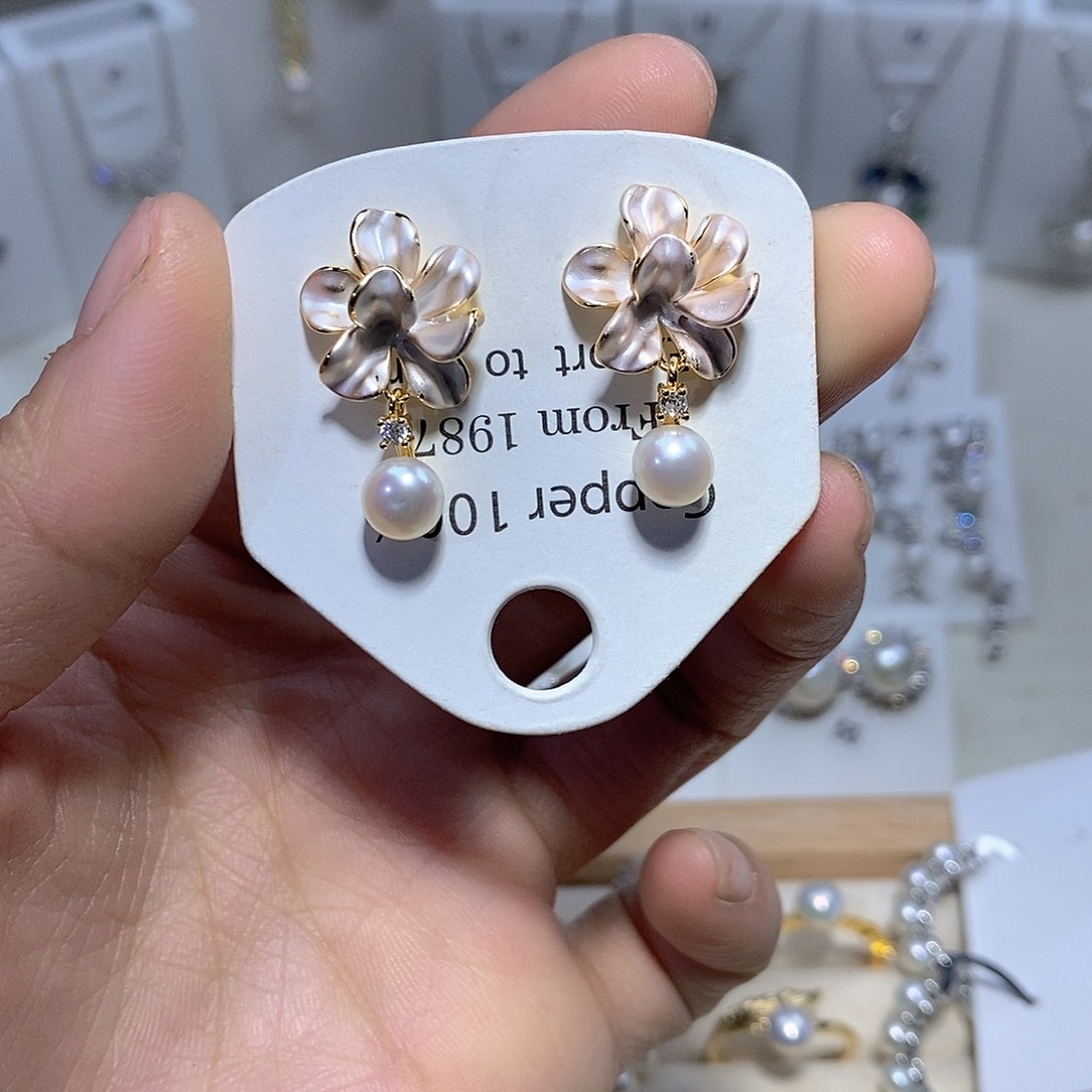 耳饰未镶嵌淡水珍珠