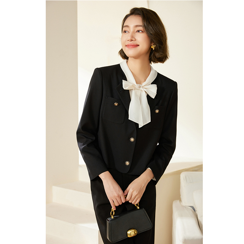 气质小香风-乔万尼时尚简约短外套2025秋季新品商场同款EM3B420