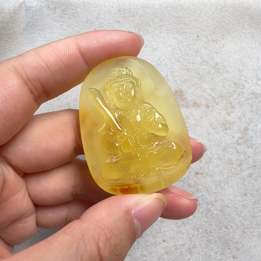 蜜蜡未镶嵌珠宝奇石