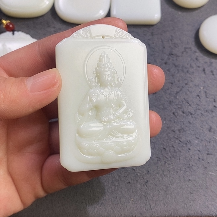 *****和田玉（糖玉）未镶嵌颈饰