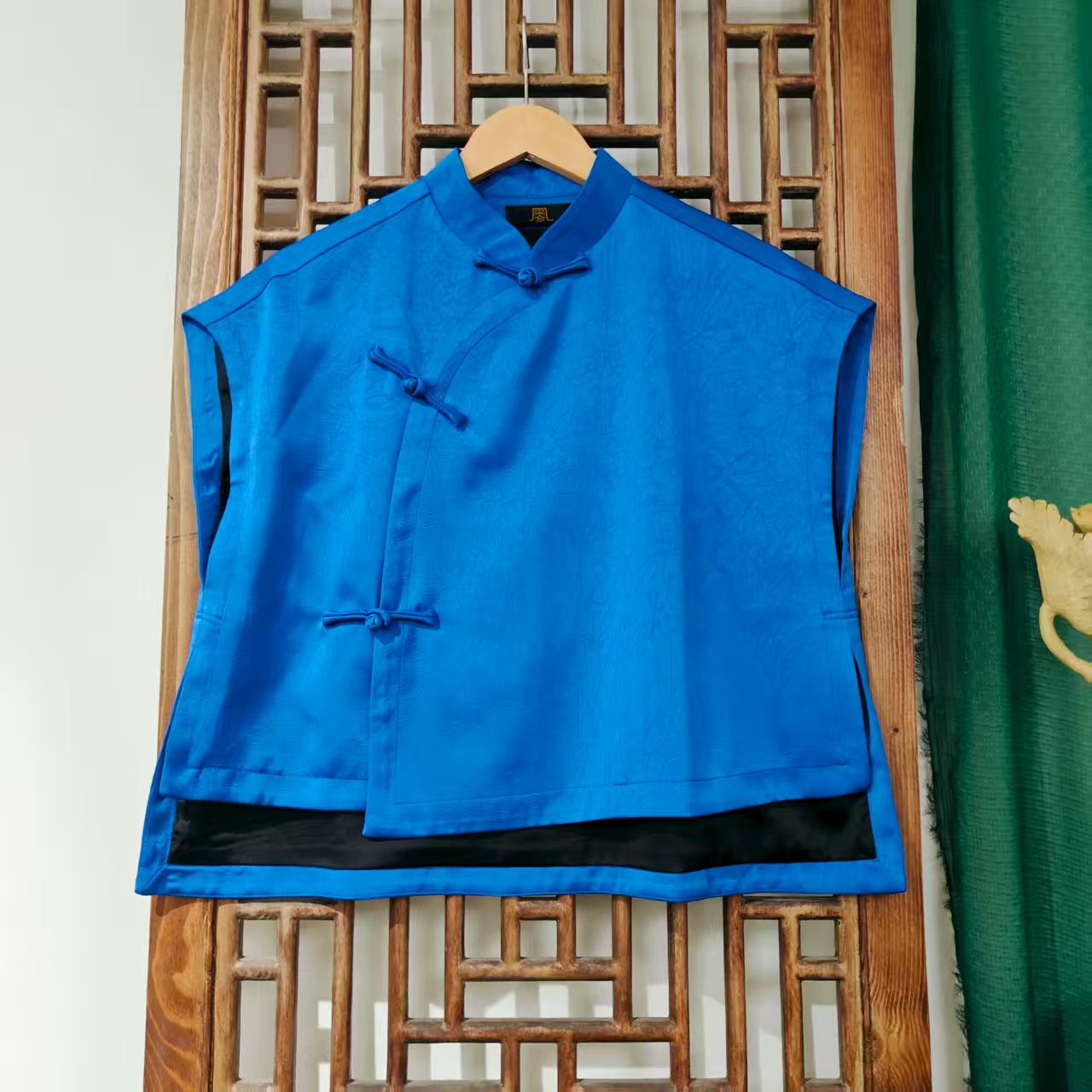 (LS597-21) 凤徕兮私人定制宝蓝色光板斜襟盘扣无袖短上衣