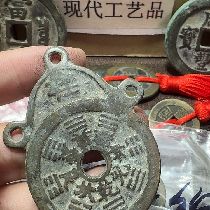 闲***客铜现代工艺品花钱