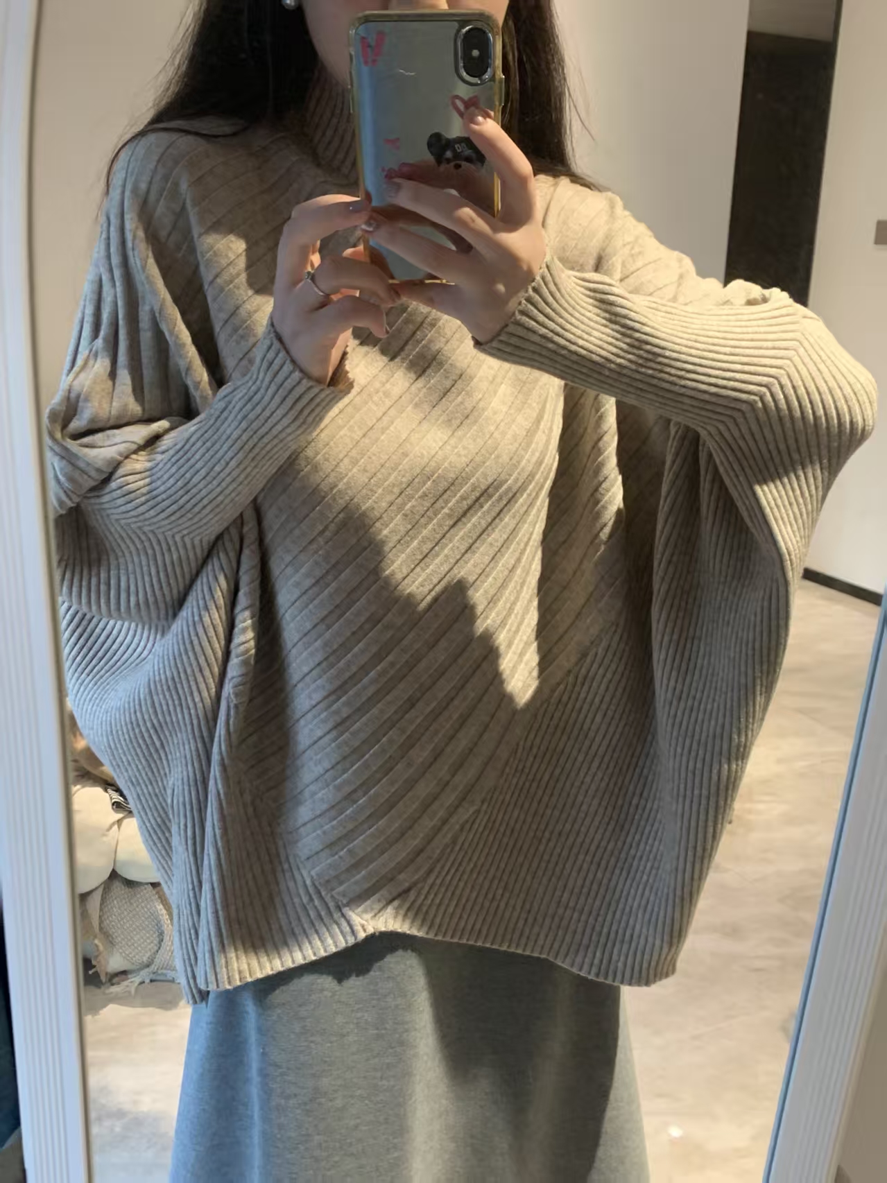 2025款慵懒风不规则半高领宽松纸片人坑条蝙蝠袖气质百搭针织衫女