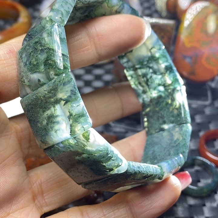 玛瑙/玉髓颈饰足银镀金镶嵌飞**霄