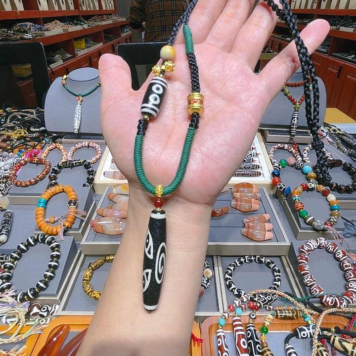 未镶嵌玛瑙/玉髓珠宝奇石