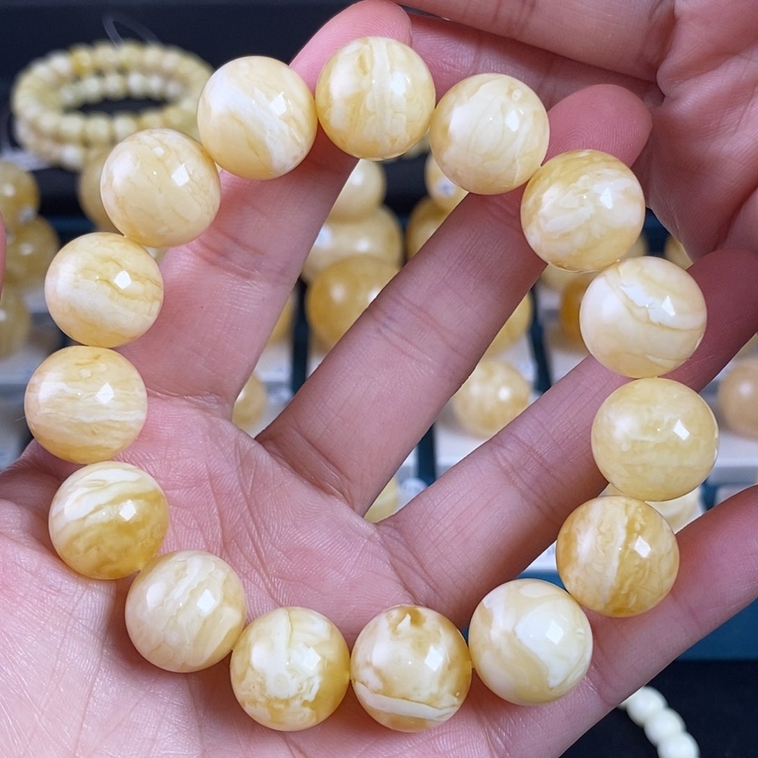 未镶嵌蜜蜡珠宝奇石