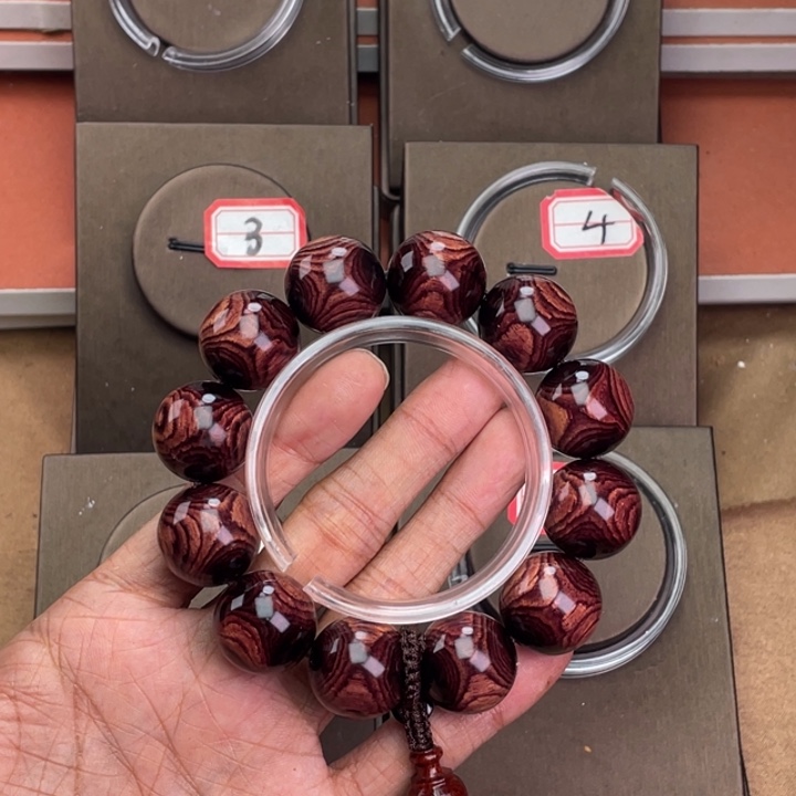 用***0黄花梨/降香黄檀木头款