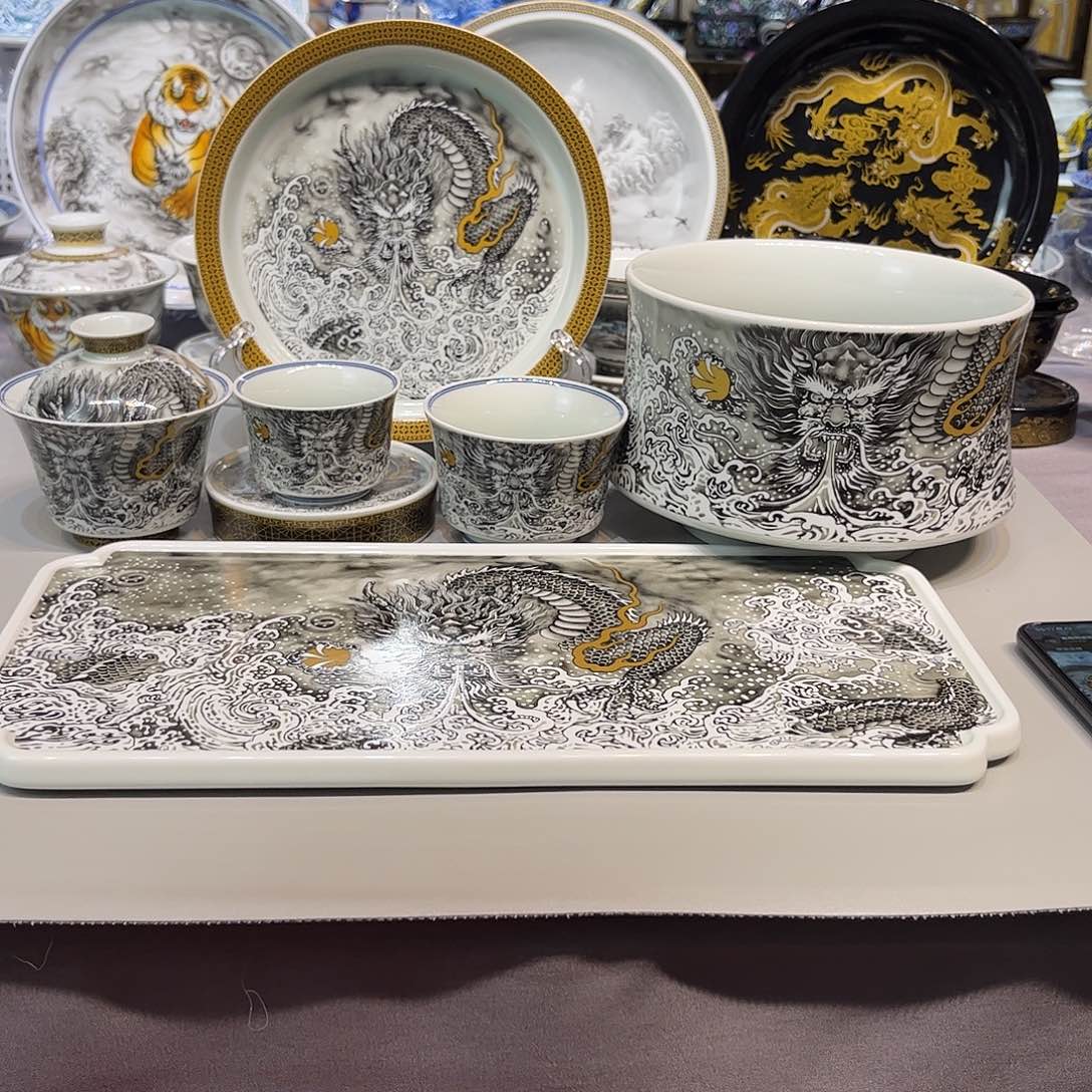 景德镇陶瓷艺术品