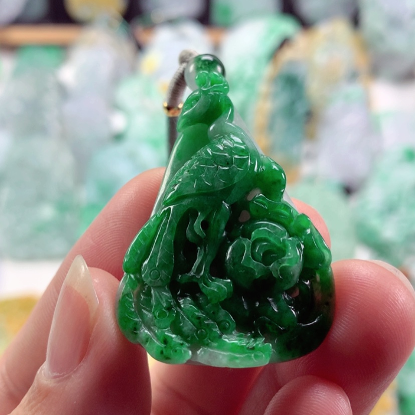 【闪购商品】翡翠吊坠(不含链)未镶嵌