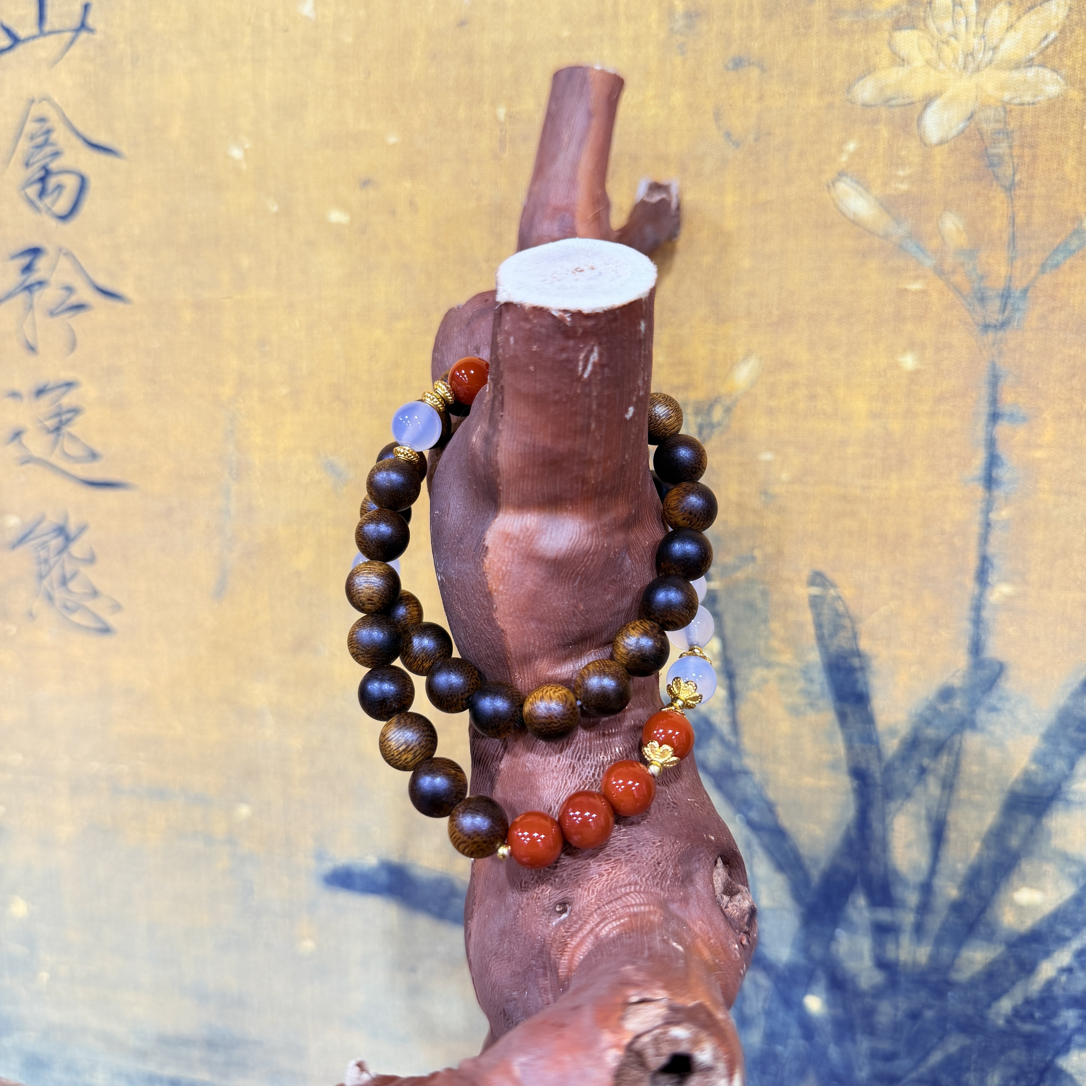 QIC 0018-沉香玛瑙8mm朱白双圈手串（多样性发其一）