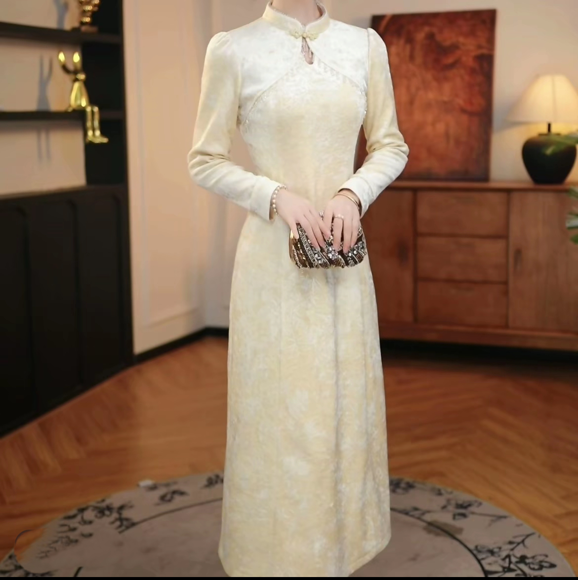 气质显贵连衣裙冬季日常新中式重工收腰显瘦轻奢加厚A字裙