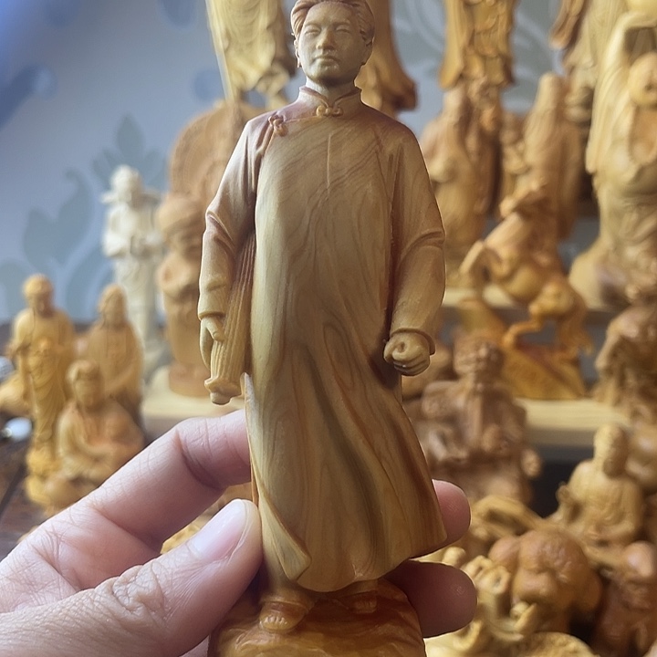 柏木（崖柏）崖柏青年伟人高12公分