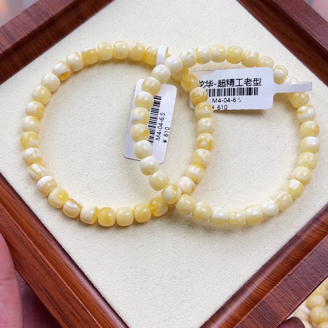 琥珀未镶嵌裸石m4多样性发其一