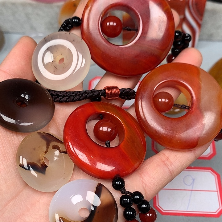 笑***生玛瑙/玉髓未镶嵌颈饰