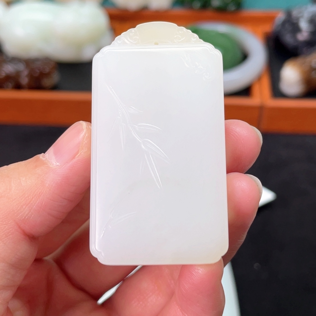 和田玉挂件未镶嵌