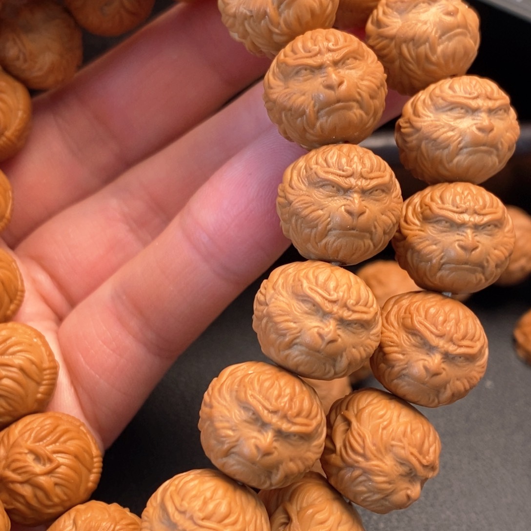 猴头核桃手串现****者大胜