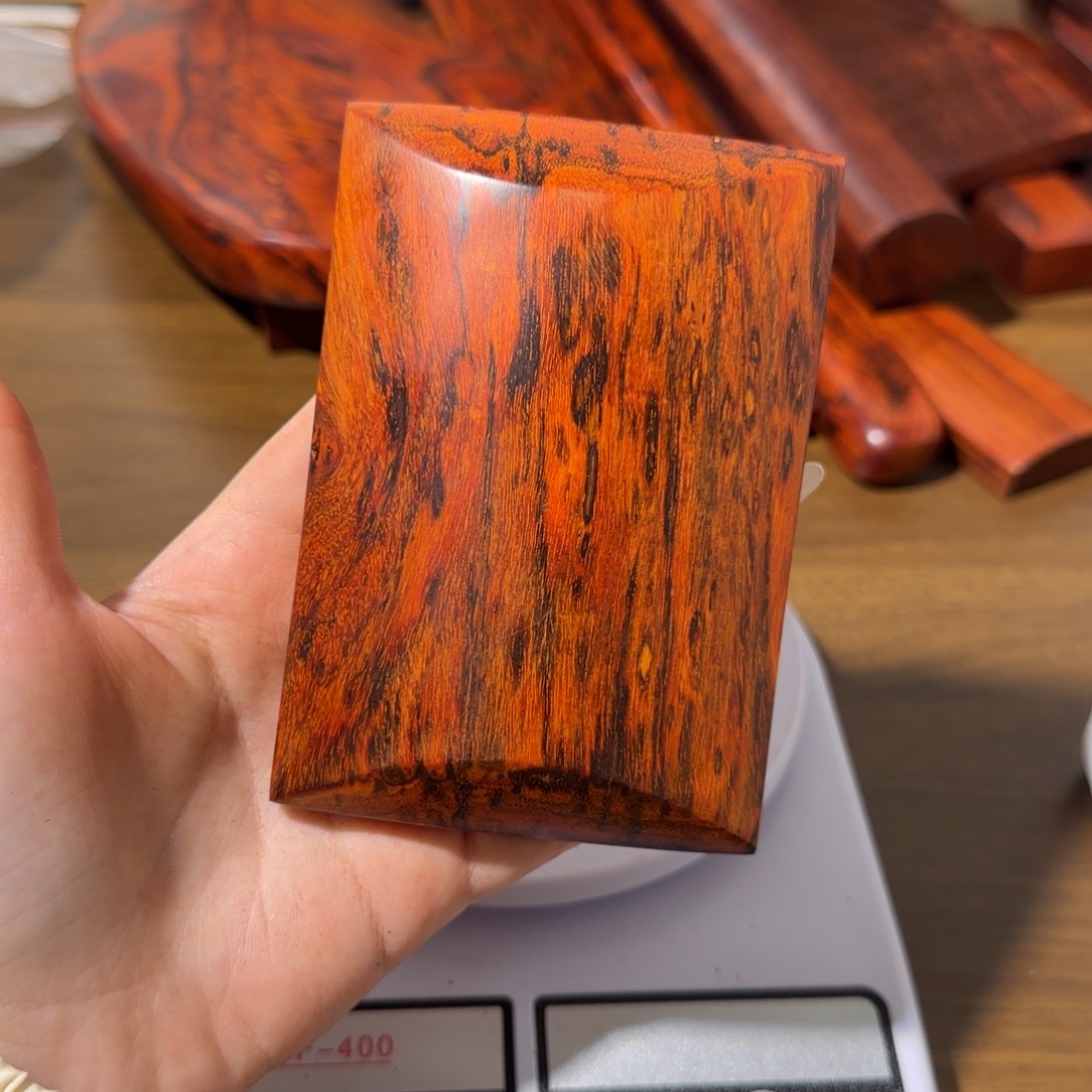 阿***鸡木印度小叶紫檀手把件