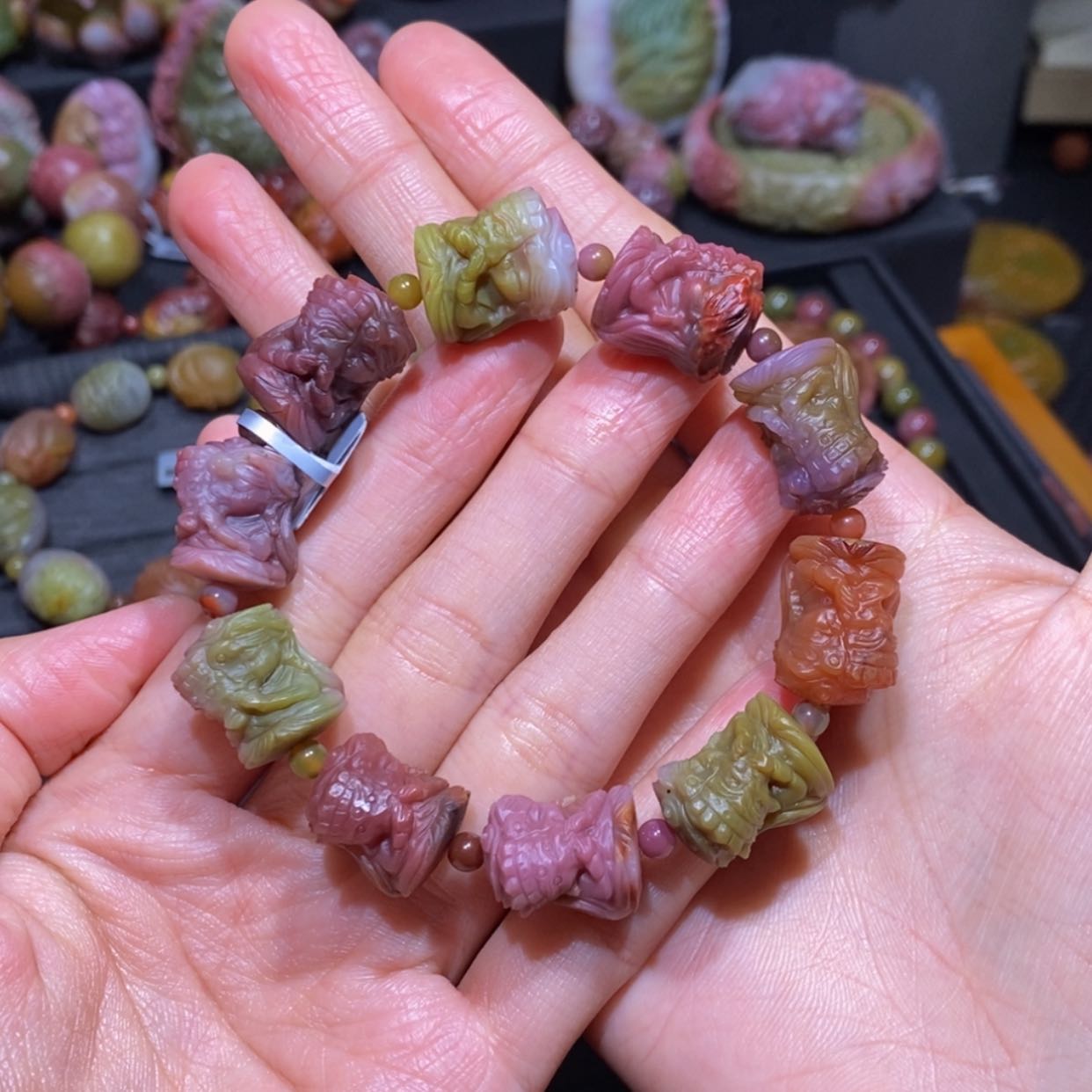 【闪购商品】玛瑙/玉髓手串未镶嵌蝴*盐源玛瑙