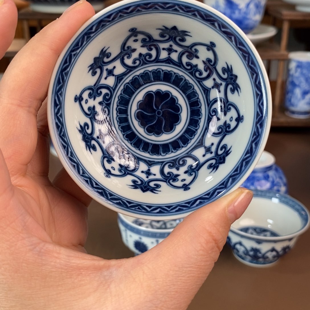 景德镇陶瓷手工手绘