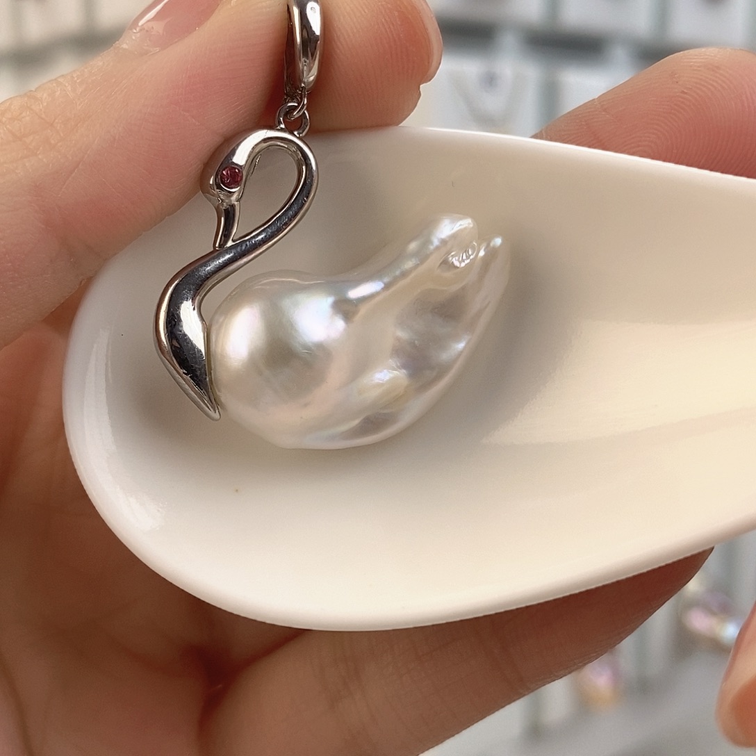 淡水珍珠颈饰合金