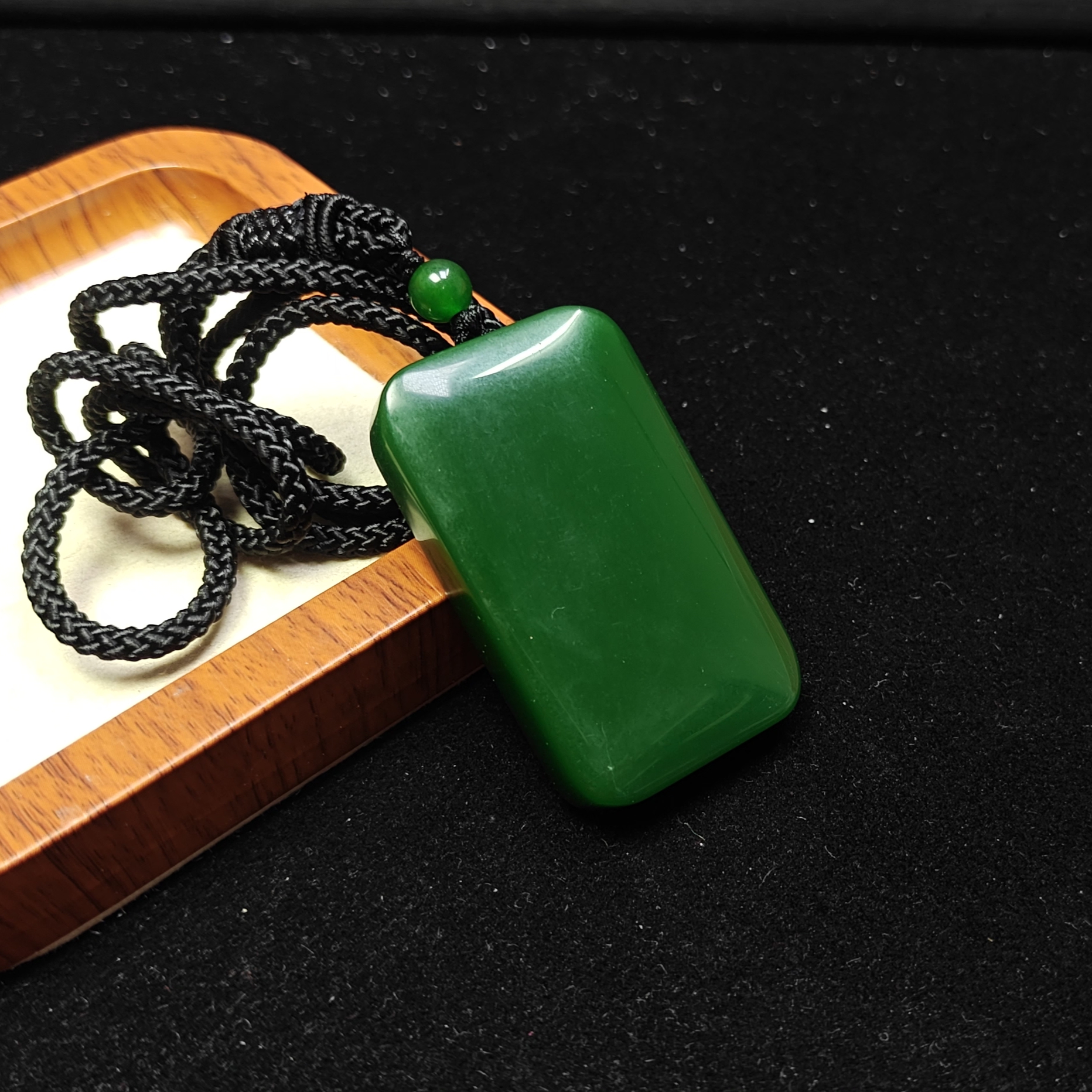 [停业清货]绿无事牌吊坠 31*48m -002-多样性发一