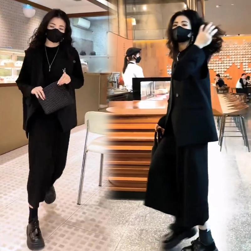 春秋大码休闲套装女韩版宽松直筒中长款长袖连衣裙西装马甲两件套