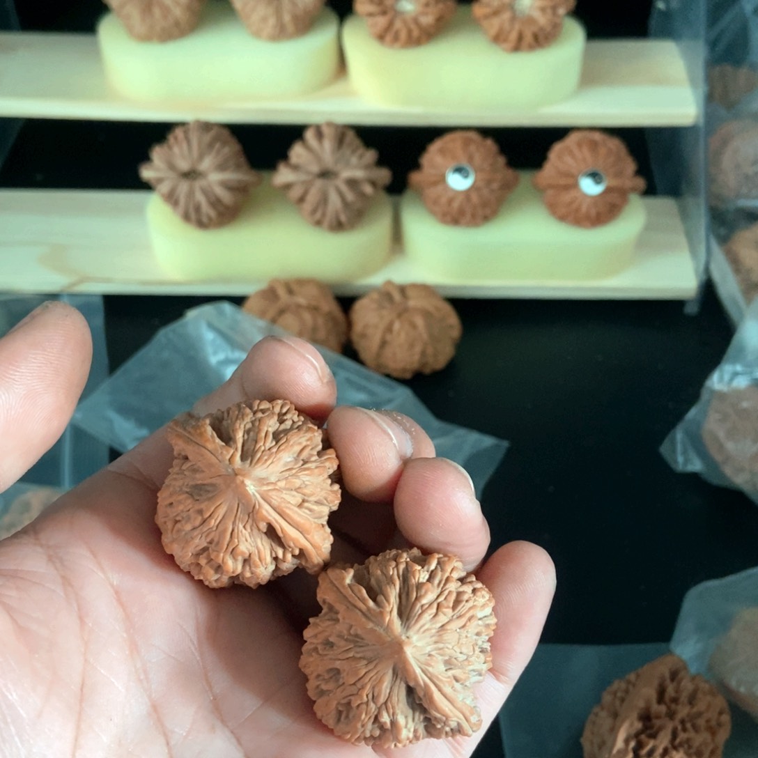 吊坠文玩核桃37狮虎兽