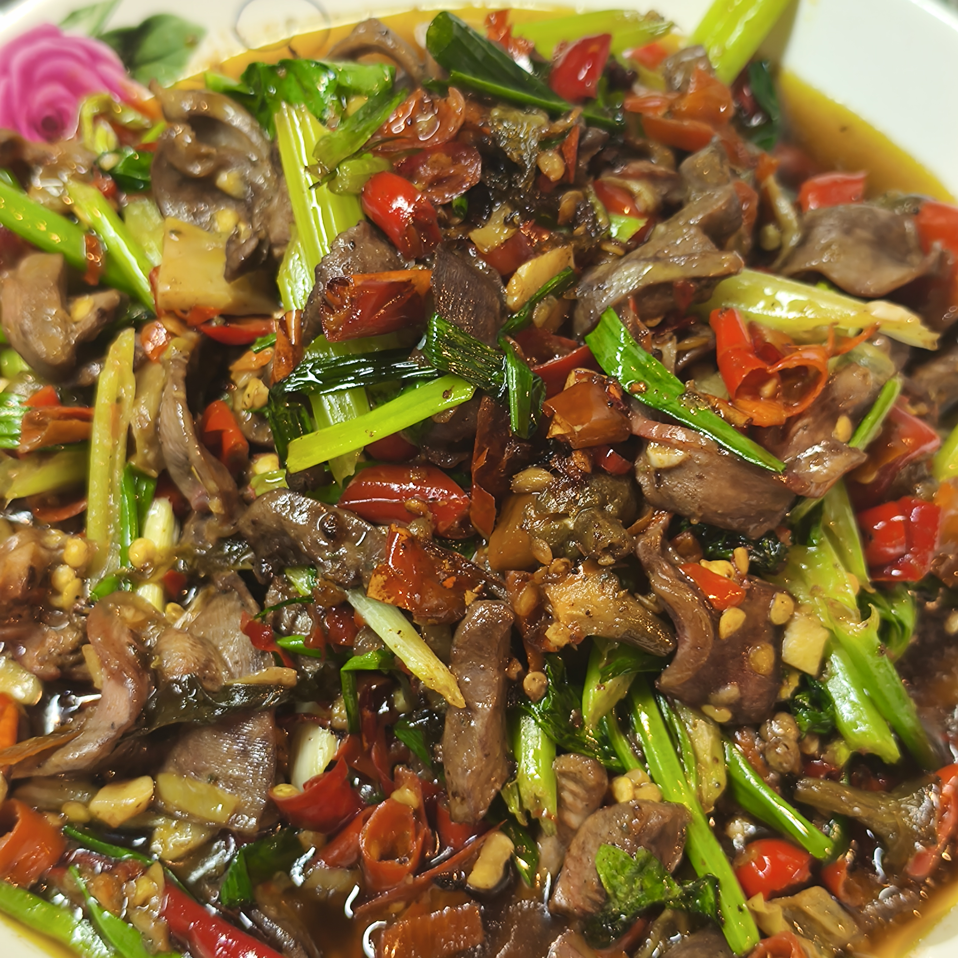 酸辣鸡杂爽口开胃下饭菜