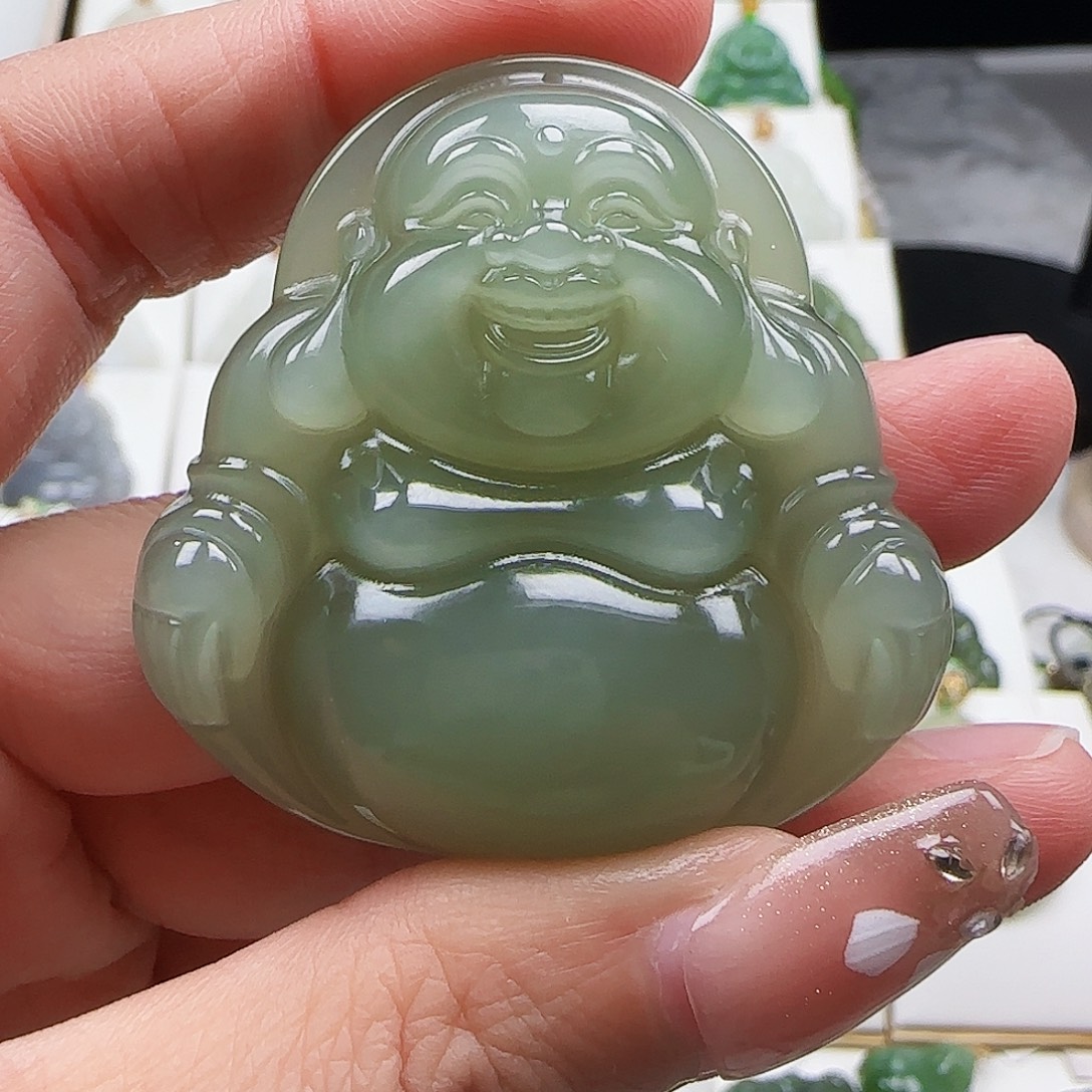 笨***笨和田玉18K金镶嵌颈饰45