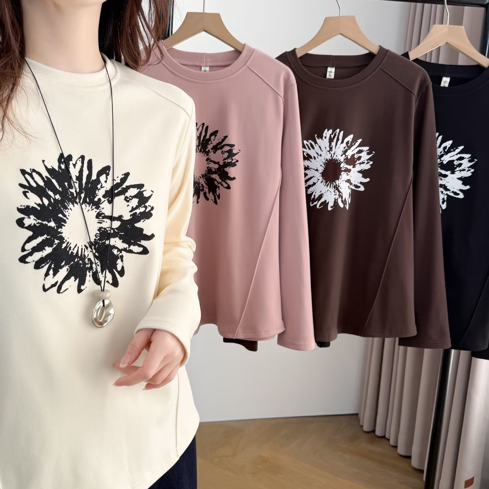 2025秋冬新款时尚气质圆领长袖加厚打底衫女宽松显瘦百搭T恤上衣