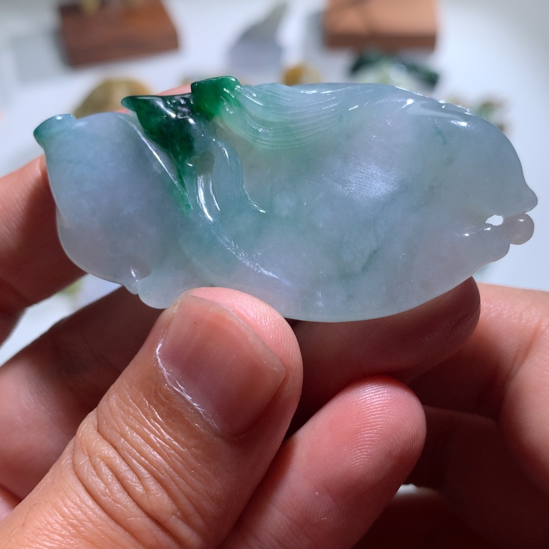 定制翡翠未镶嵌挂件